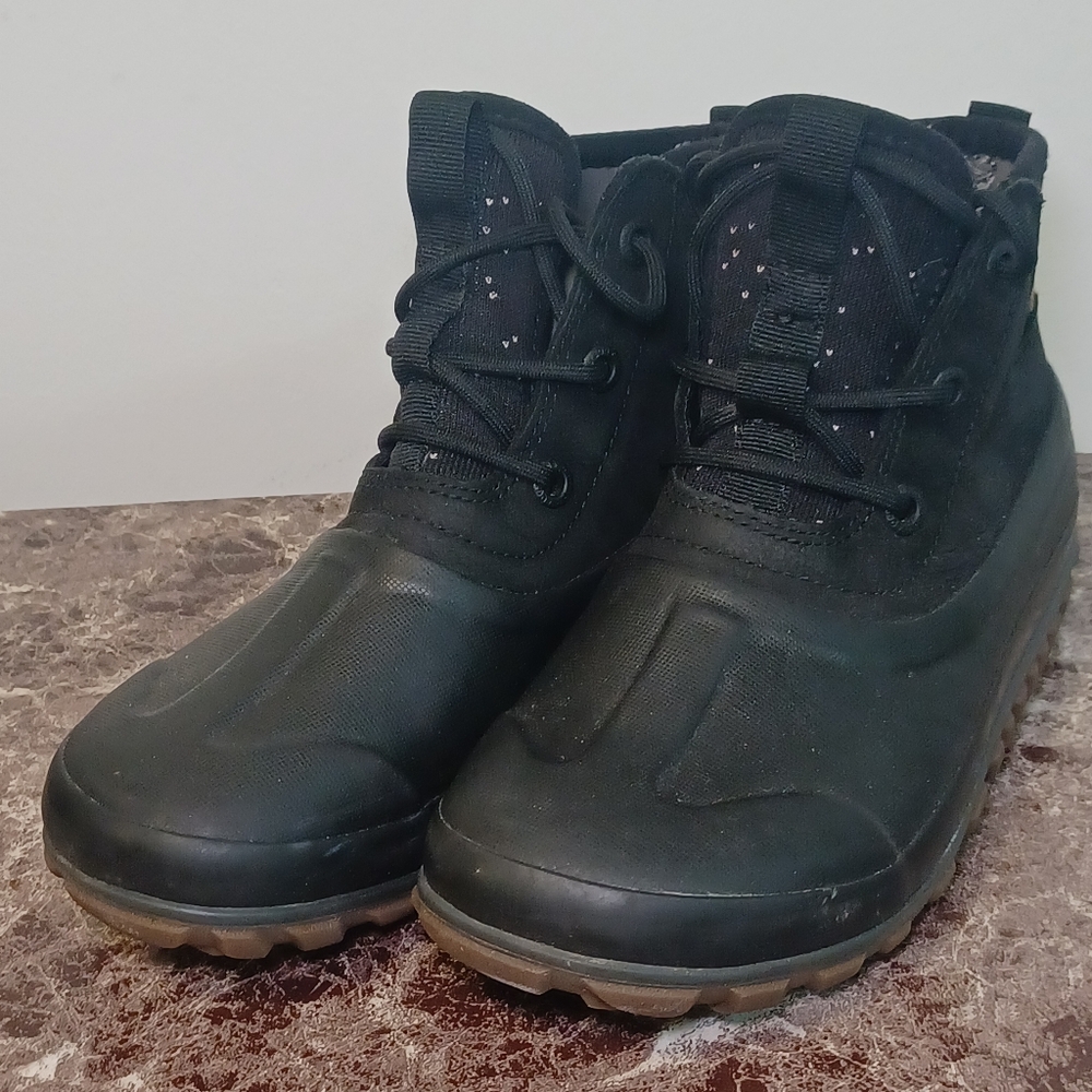 Neo Tech - Black Ankle Boots with Waterproof Design and Non-Slip Soles